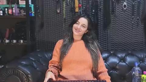  KIMBERLY SWAN  online show from 12.10.24