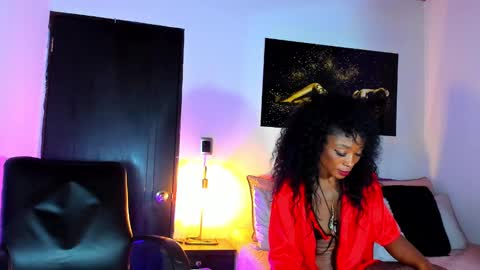 Snapshot of kimberlybanks2 chatting on 02.14.25 Kimberly Banks online show from 02.14.25