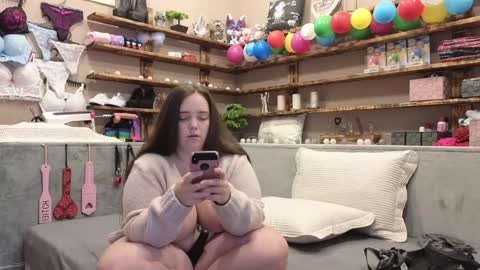 kimberlycaprice online show from 02.02.25