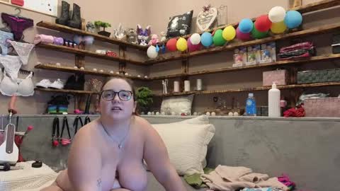 kimberlycaprice online show from 02.11.25