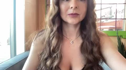Snapshot of kimberlyfaysantana chatting on 03.11.25 Kimber online show from 03.11.25