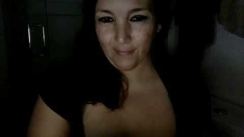 Snapshot of kimberlylynn chatting on 03.11.25 KimberlyLynn online show from 03.11.25