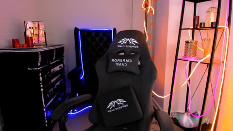 Snapshot of kimberlymaran chatting on 12.07.24 The one that you wont be able to forget online show from 12.07.24