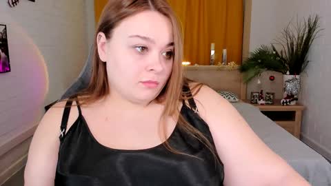 Snapshot of kimberlymaran chatting on 01.07.25 The one that you wont be able to forget online show from 01.07.25