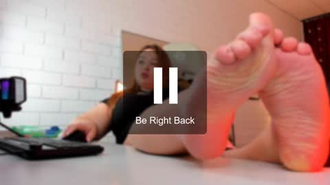 Snapshot of kimberlymaran chatting on 02.08.25 The one that you wont be able to forget online show from 02.08.25