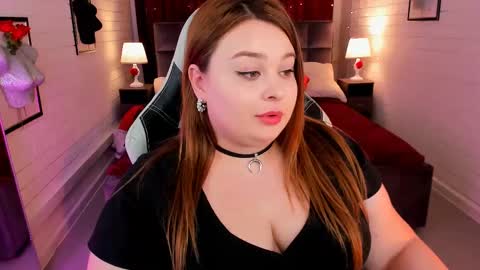 Snapshot of kimberlymaran chatting on 02.19.25 The one that you wont be able to forget online show from 02.19.25