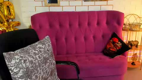 Snapshot of kimberlymaran chatting on 02.21.25 The one that you wont be able to forget online show from 02.21.25