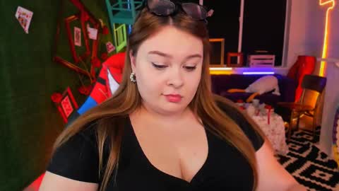 Snapshot of kimberlymaran chatting on 02.22.25 The one that you wont be able to forget online show from 02.22.25