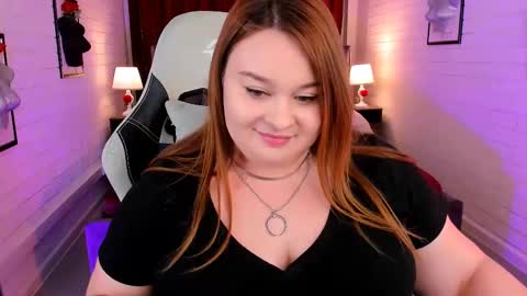 Snapshot of kimberlymaran chatting on 03.08.25 The one that you wont be able to forget online show from 03.08.25