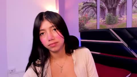 Kimberly Villalobos online show from 12.20.24