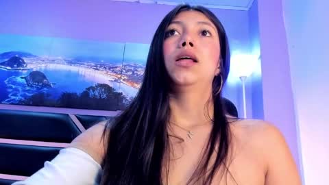 Kimberly Villalobos online show from 04.01.26