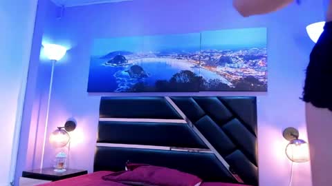 Kimberly Villalobos online show from 04.17.26