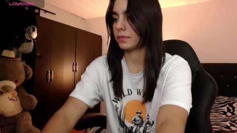 Snapshot of kimcandy_ chatting on 09.24.25 CAMI online show from 09.24.25