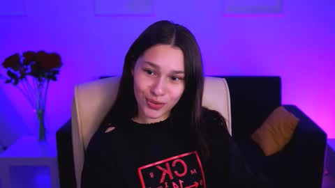 kimclarks online show from 09.08.25