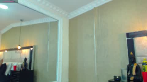 Snapshot of kimcossey chatting on 03.09.25 Kim Cossey online show from 03.09.25