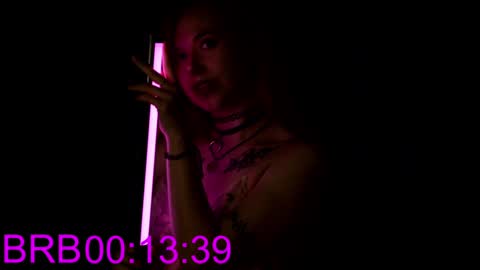 Snapshot of kimforman chatting on 01.29.25 KimForman online show from 01.29.25