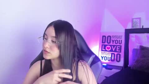 kimgarcez online show from 09.17.25