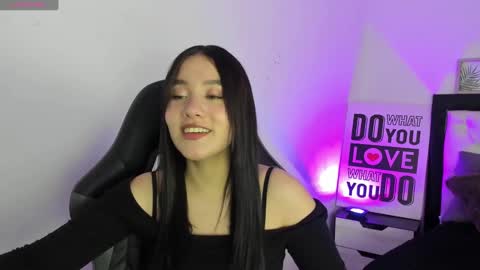 kimgarcez online show from 09.18.25