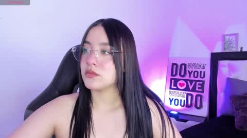 kimgarcez online show from 09.19.25