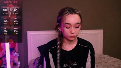 Kimiko online show from 12.15.25