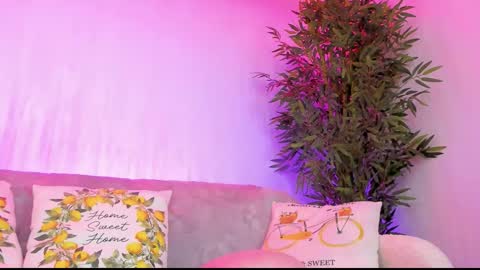 Natalie online show from 09.30.25