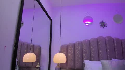 Snapshot of kimluna1 chatting on 02.25.26 kimluna1 online show from 02.25.26