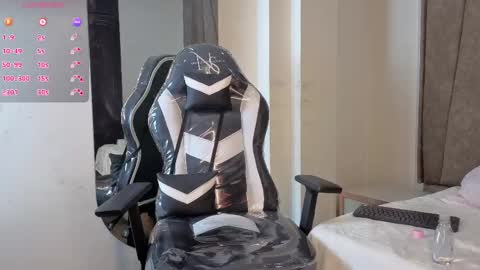 kimm_jones online show from 09.30.25