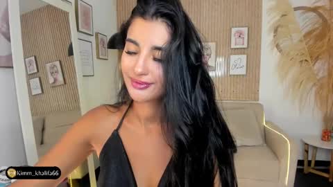 Snapshot of kimm_khalifa chatting on 01.31.25 Kim  online show from 01.31.25