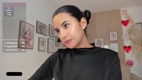 Snapshot of kimm_khalifa chatting on 02.19.25 Kim  online show from 02.19.25