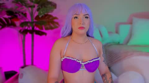 Kim  online show from 11.02.25