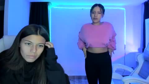 Snapshot of kimmi_foxy chatting on 12.02.24 kimmi online show from 12.02.24