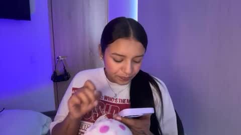 kimmi online show from 04.15.26