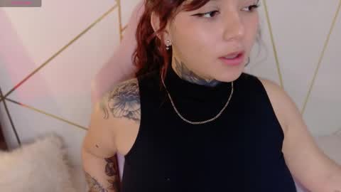 Snapshot of kimmi_kim chatting on 06.05.26 online show from 06.05.26