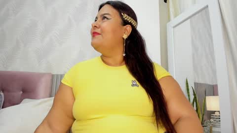 Snapshot of kimmie_kaboom_ chatting on 01.06.25 Karla online show from 01.06.25