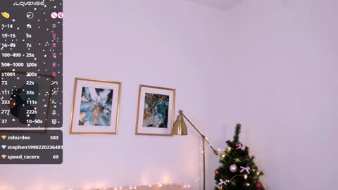 Snapshot of kimmie_shine chatting on 12.23.24 Your Kimmie follow me online show from 12.23.24