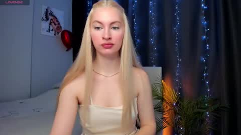 kimmy1_powell online show from 11.05.25