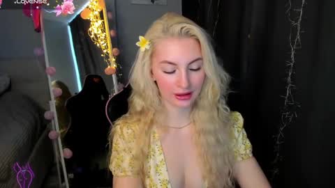 kimmy1_powell online show from 04.03.26