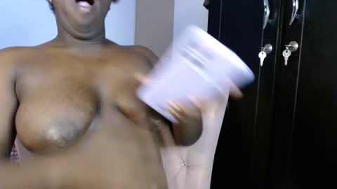 Snapshot of kimmy94192 chatting on 12.06.24 kimmy94192 online show from 12.06.24