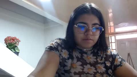 Kimmy online show from 12.03.24