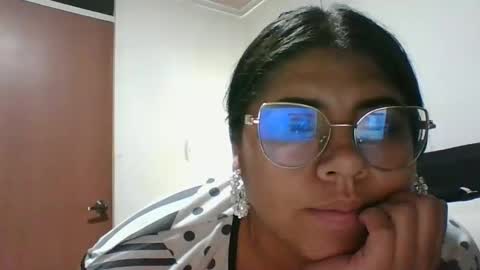 Kimmy online show from 01.14.25