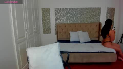 Kim online show from 11.24.25