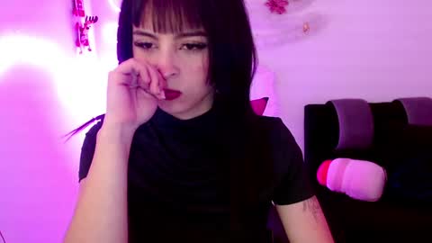 Kind Scarlett online show from 01.06.25