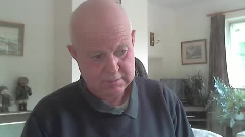 kindahairy4u online show from 10.29.25