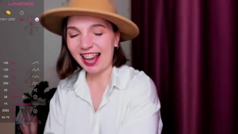 Hazel online show from 02.12.25