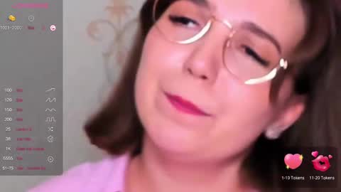 Hazel online show from 03.09.25