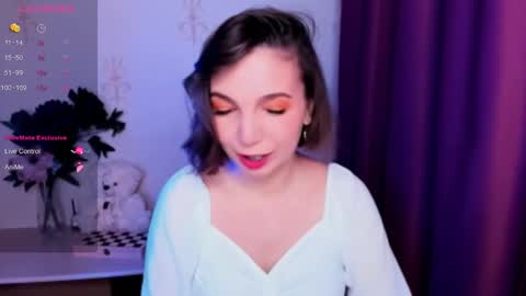 Hazel online show from 11.10.25