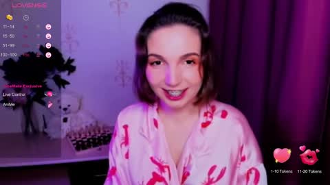 Hazel online show from 11.25.25