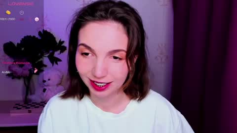 Hazel online show from 04.07.26