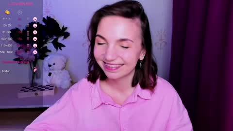 Hazel online show from 04.11.26