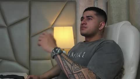 Angel Falconer online show from 11.10.25